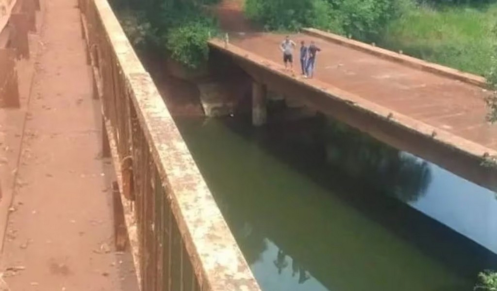 Ocurrió en Misiones: Un padre forcejeó con su hija durante una violenta discusión, cayeron a un arroyo y murieron ahogados