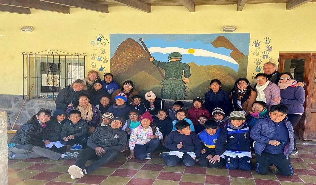 El emotivo homenaje de una escuela del interior a un salteño caído en Malvinas