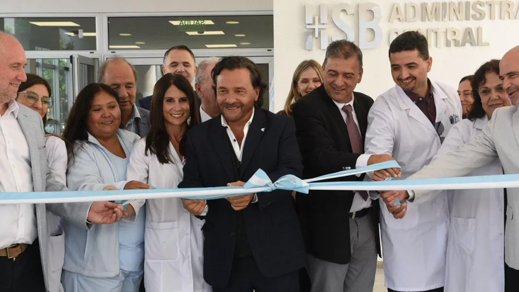 Se inauguró el nuevo edificio para la administración del hospital San Bernardo