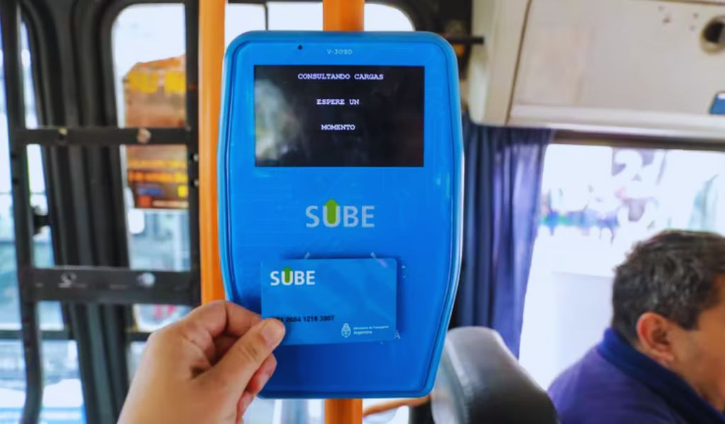 El Gobierno nacional retira subsidios a colectivos de CABA a partir de septiembre