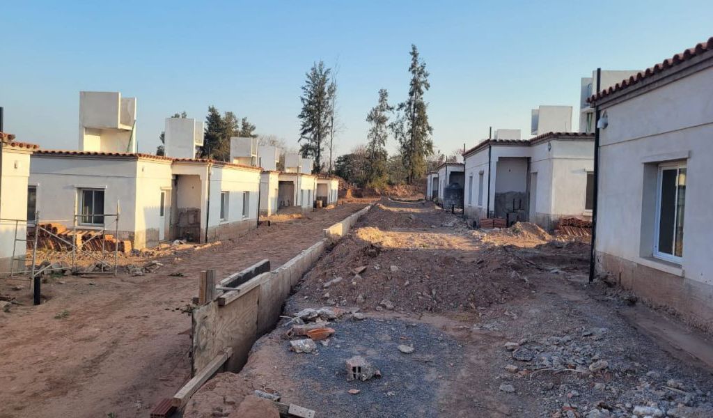 El Gobierno provincial reactiva obras de viviendas en dos municipios de Salta