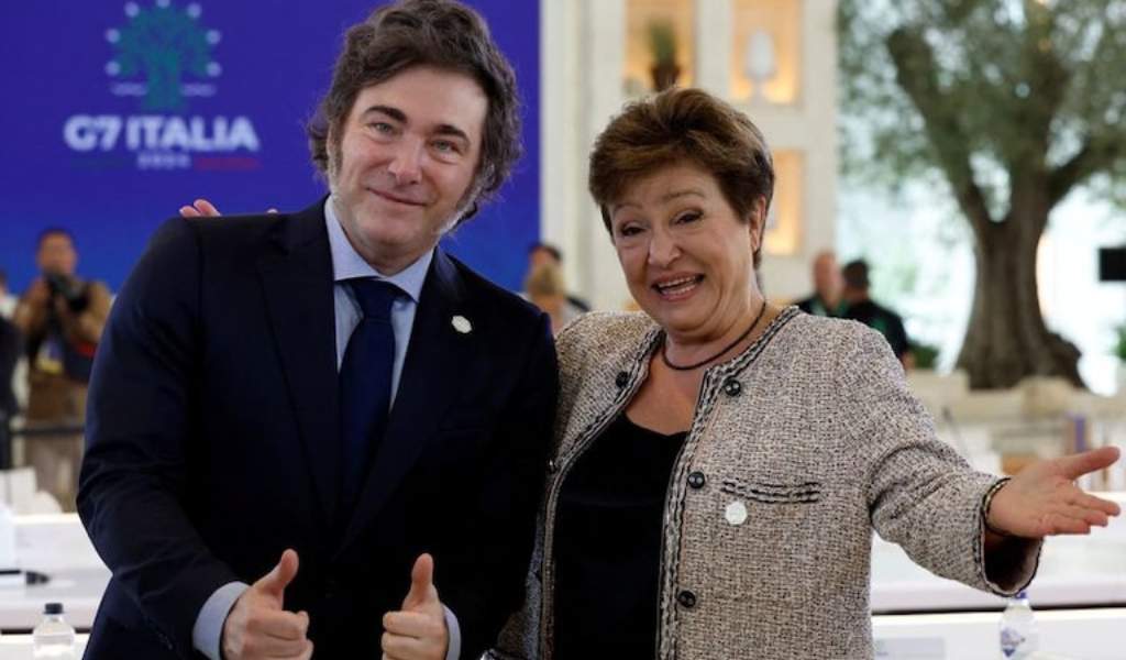 ¿Para que se usarán? Con el desembolso del FMI y la cosecha gruesa, el Gobierno espera que sobren dólares en el segundo trimestre