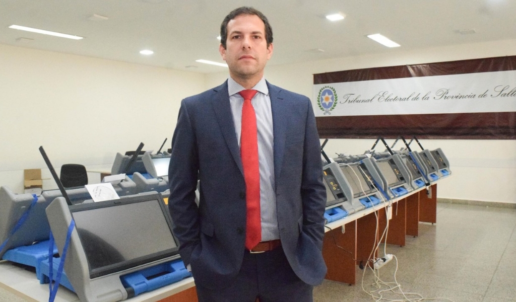 Hay fuerzas politicas en Salta que ya están pegando carteles cuando aún no lo pueden hacer: La campaña comienza el 11 de abril