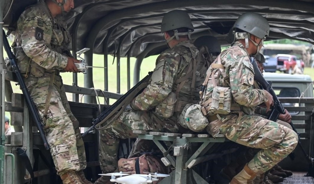 El Gobierno ratificó que las Fuerzas Armadas están habilitadas para detener civiles en la frontera norte