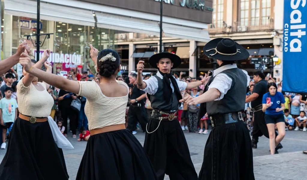 La Ciudad invita a salteños y turistas a festejar hoy los 72 años de la icónica peña Balderrama