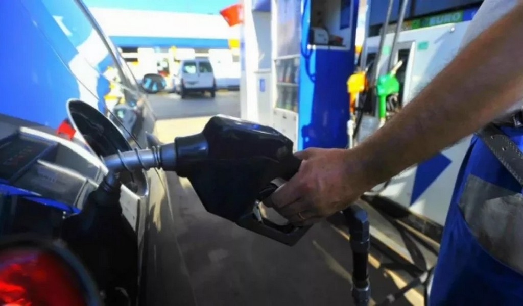 Mayo llega con aumentos en combustibles, salud, servicios públicos y alquileres