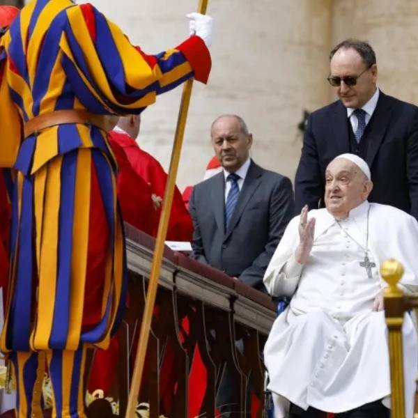 El papa Francisco reapareció en el Domingo de Ramos y pidió rezar por los más necesitados