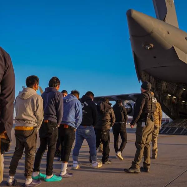Donald Trump lanzó un megaoperativo contra los inmigrantes ilegales: más de 500 personas serán deportadas