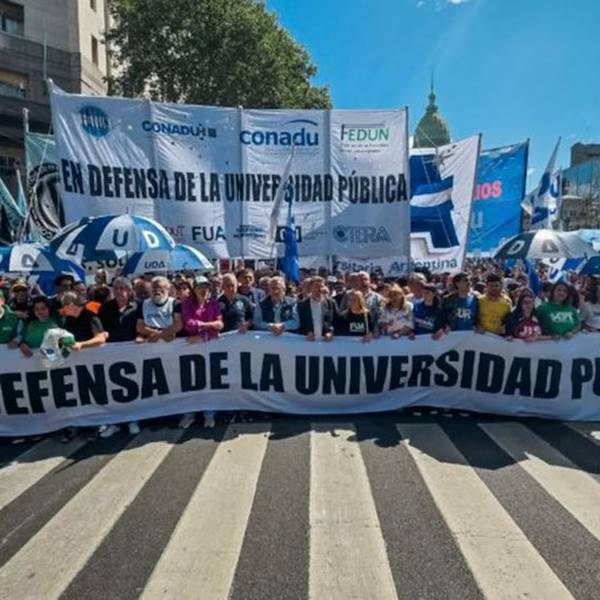 A un año de la marcha universitaria, los docentes paran en reclamo por los salarios