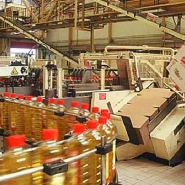 La industria y la construcción cayeron con fuerza en abril