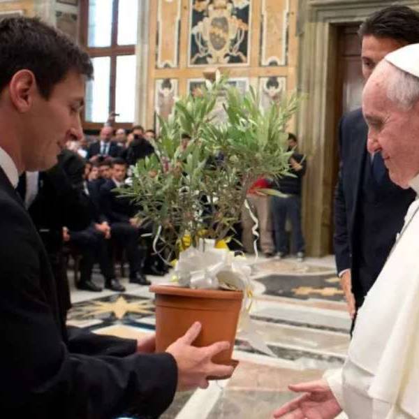 Lionel Messi despidió al Papa Francisco, quien murió este lunes por la madrugada a los 88 años, cuando el Vaticano confirmó la noticia.