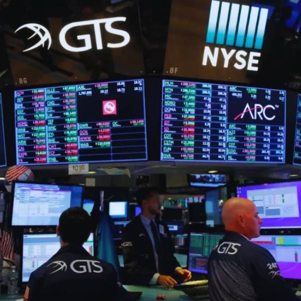 Guerra comercial de Trump: Las acciones argentinas y los bonos sufren fuertes caídas en Wall Street 