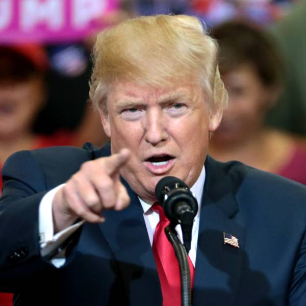 ¿Que no era un amigo? Trump anunció un arancel mínimo del 10% a las exportaciones argentinas